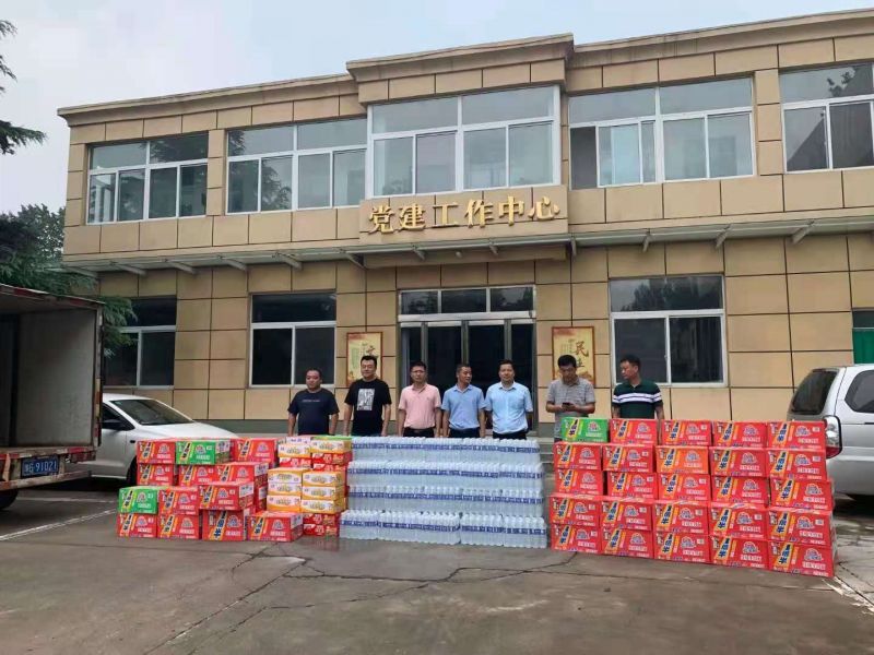大水無(wú)情，人間有愛！